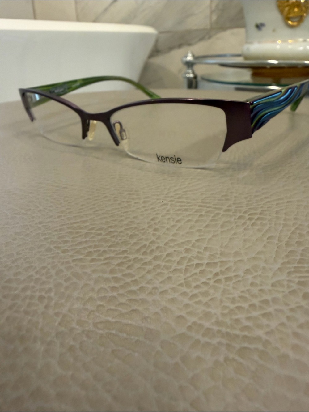 NWT Kensie daydream 52-17-135 Eyeglass Frames Green Purple